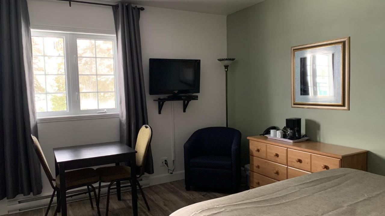 Motel Des Cascades Baie-Saint-Paul Luaran gambar
