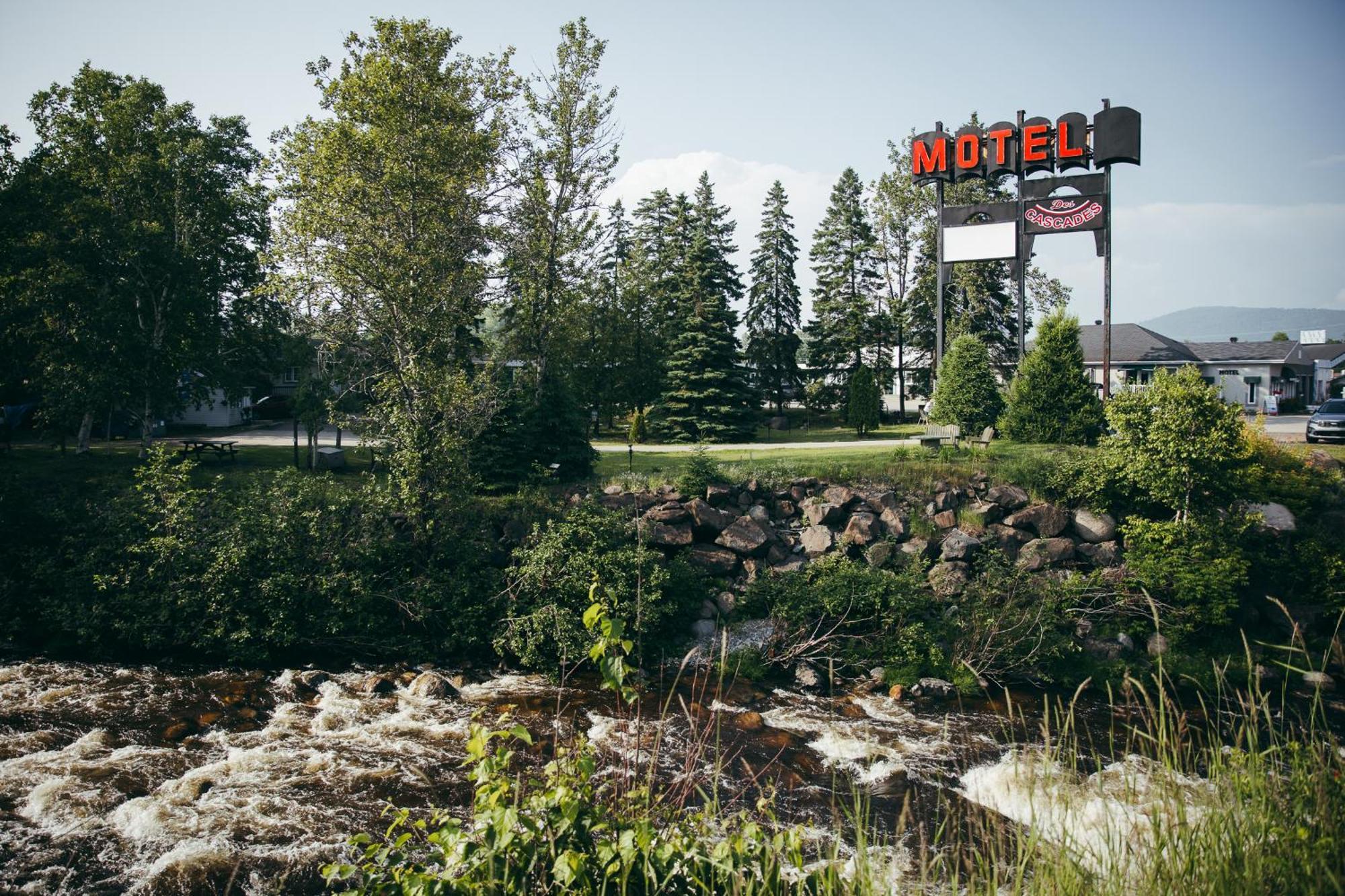 Motel Des Cascades Baie-Saint-Paul Luaran gambar